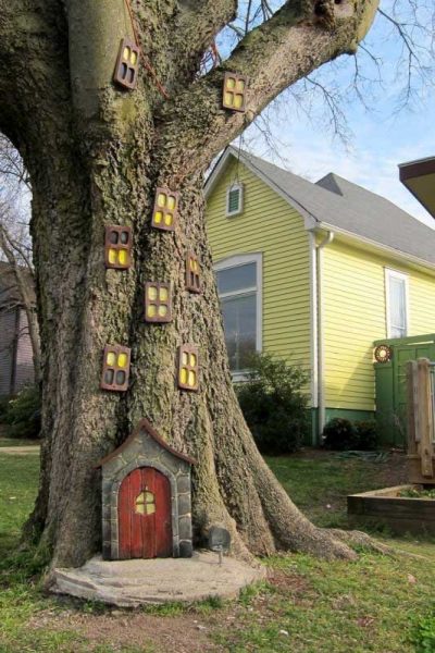 Halloween Outdoor Tree Decorations
 74 Best DIY Outdoor Halloween Decorations [ plete List] for 2021