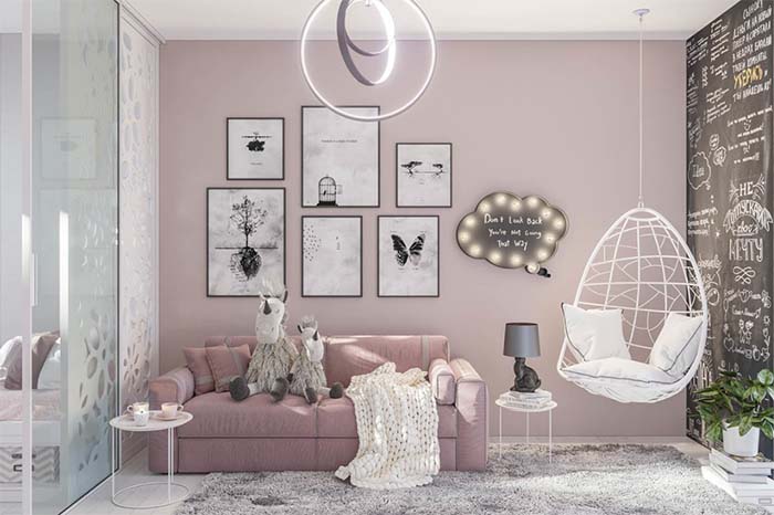 Mauve Colored Living Room #paintcolor #relax #homedecor #calming color #decorhomeideas