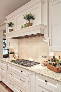 32 Best Antique White Kitchen Cabinets For 2024 Decor Home Ideas   Traditional White Kitchen Cabinets 200x300 