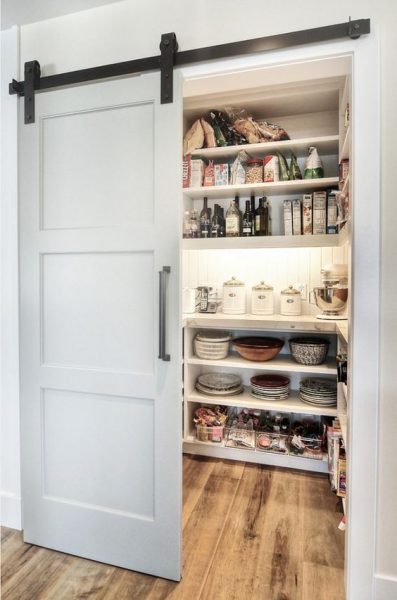 12 Cool Barn Door Closet Ideas You Can DIY