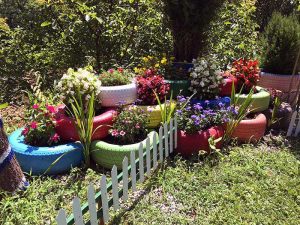 33 Amazingly Creative Ways To Transform Old Tires Into Garden Décor