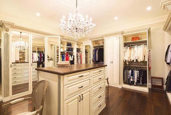 35 Best Walk In Closet Ideas And Designs For 2024 