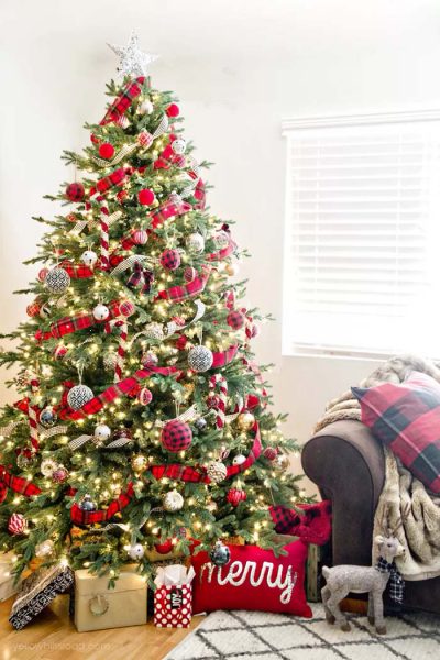 100+ Best DIY Buffalo Check Christmas Decor Ideas