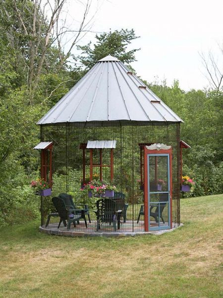 A Grain Silo Turned Into Gazebo Could Be Your Best Summer Retreat