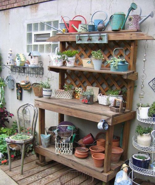 29 Best Potting Bench Ideas To Boost Your Garden Creativity