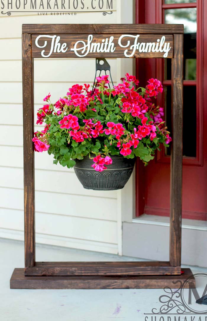Wooden Entryway Sign and Hanging Flower Pot #diy #planter #flower #hanging #garden #decorhomeideas
