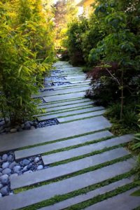 30 Best Stepping Stones Ideas For Your Backyard