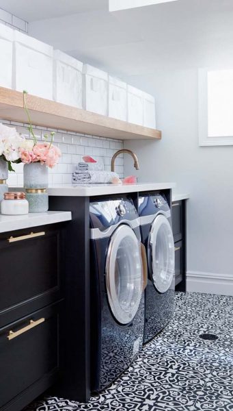 30 Beautiful and Neat Small Laundry Room Design Ideas