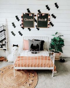 35 Spooky Halloween Kids Room Decor Ideas To Add More Fun