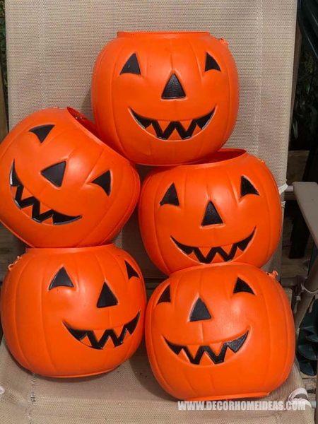 How To Turn Inexpensive Halloween Pumpkin Buckets Into A Unique Garden 