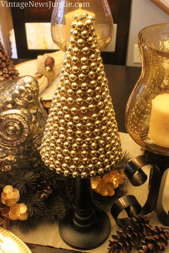 Gold Bead Pedestal Tree Accent #Christmas #dollarstore #diy #decorhomeideas