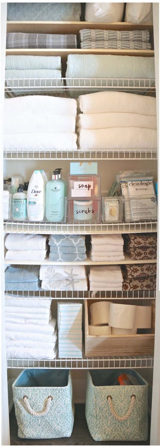 35 Best Space-Saving Towel Storage Ideas for your Bathroom