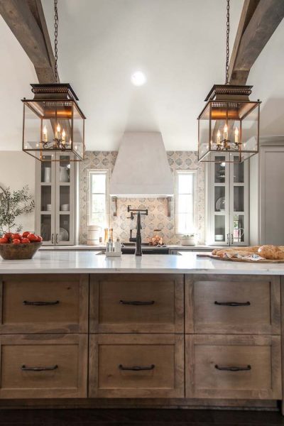 38 Gorgeous Farmhouse Kitchen Cabinet Ideas For a Perfectly Cozy ...