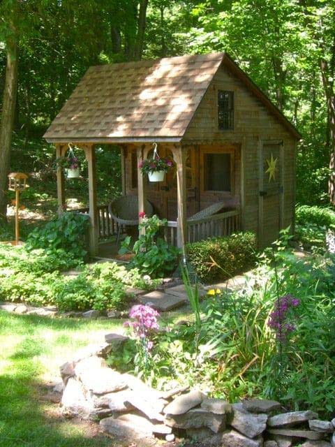Backyard Garden House #backyardhouse #decorhomeideas