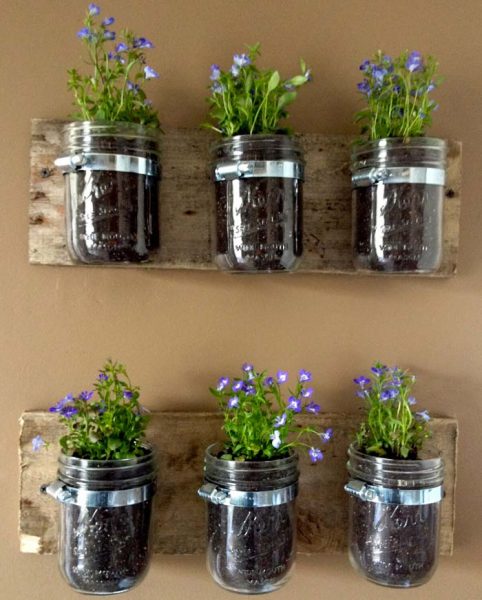 24 Lovely Mason Jar Wall Decor Ideas To Add More Rustic Feel