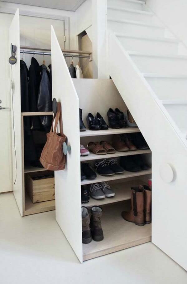 https://www.decorhomeideas.com/wp-content/uploads/2021/02/shoe-storage-under-the-stairs.jpg