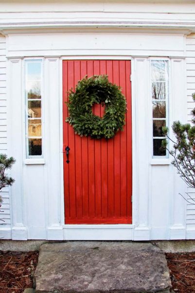 40 Amazing Farmhouse Front Door Ideas For The Best Welcome Ever