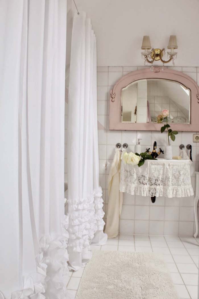 Pretty Ruffled Shower and Sink Curtains #shabbychic #bathroom #decorhomeideas