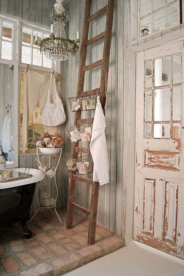 Wood Ladder Basket Bathroom Storage #shabbychic #bathroom #decorhomeideas