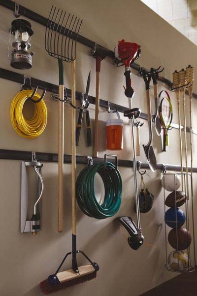 30 Best Garden Tool Storage Hacks To Keep Your Garden Well-Organized