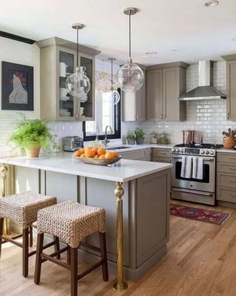 32 Exceptional U-Shaped Kitchen Ideas To Inspire Your Next Renovation