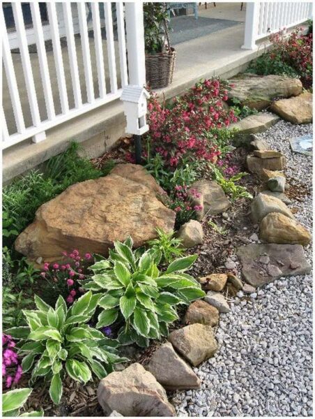 26 Beautiful Small Corner Rock Garden Ideas