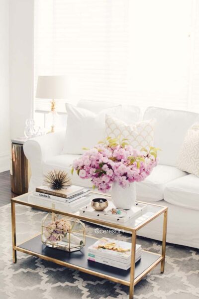 36 Charming Coffee Table Decor Ideas To Add More Style To Your Home