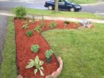 24 Beautiful Red Mulch Landscaping Ideas To Add More Color And Texture