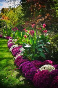 20 Best Layered Landscaping Ideas and Designs for 2023 | Decor Home Ideas