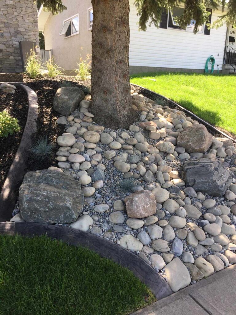 27 Amazing Front Yard River Rock Landscaping Ideas To Wow Your Neighbors 2730