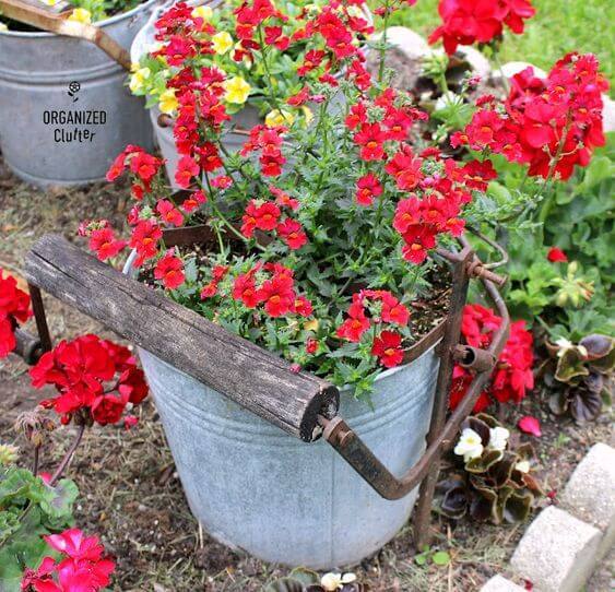 A Beautiful Small Flower Pot