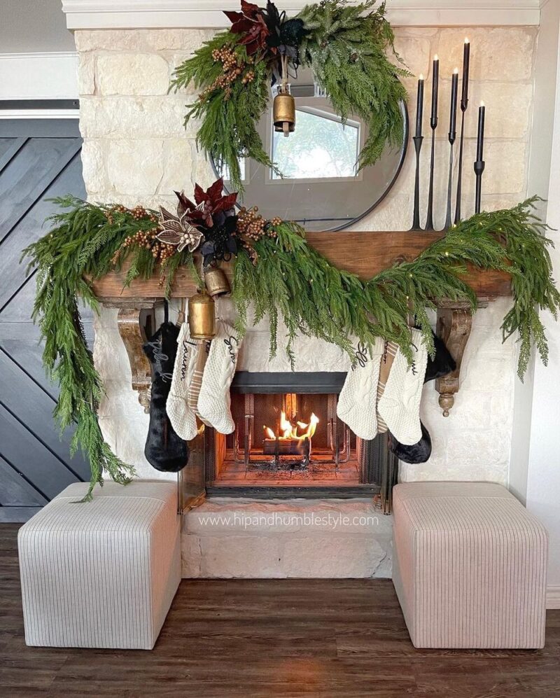 Festive Splendor Awaits: 25 Enchanting Christmas Mantle Decor Inspirations