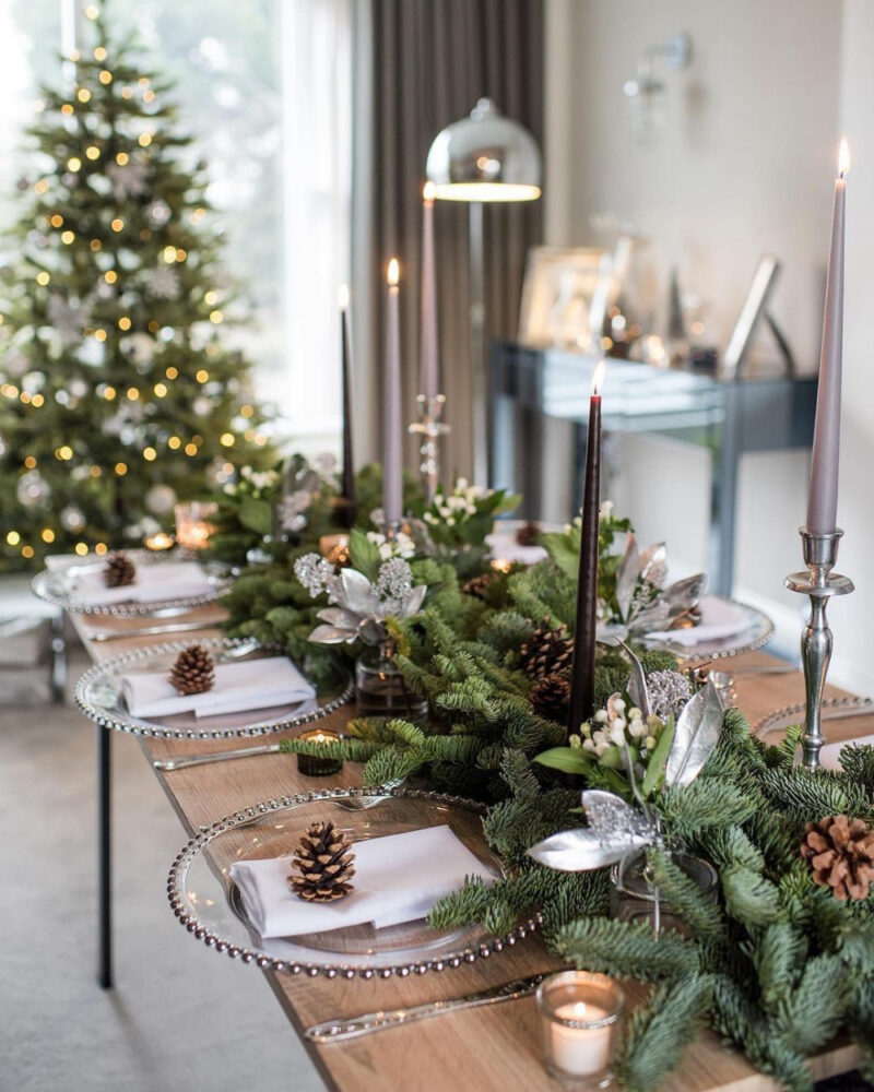 Deck the Halls: 25 Enchanting Christmas Table Decorations to Transform ...