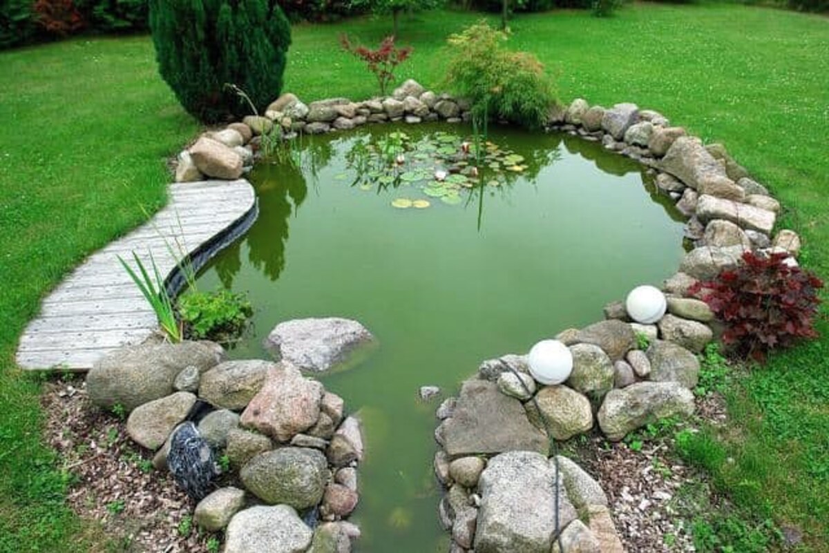 backyard pond ideas 9
