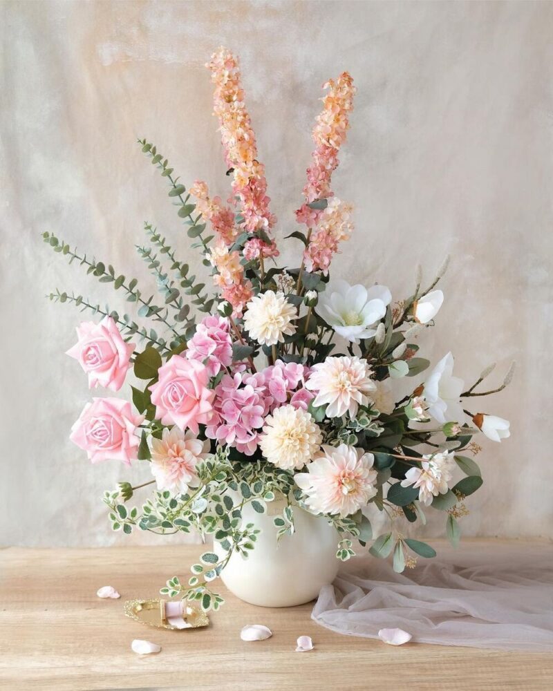 28 Captivating Spring Floral Arrangements to Elevate Your Space