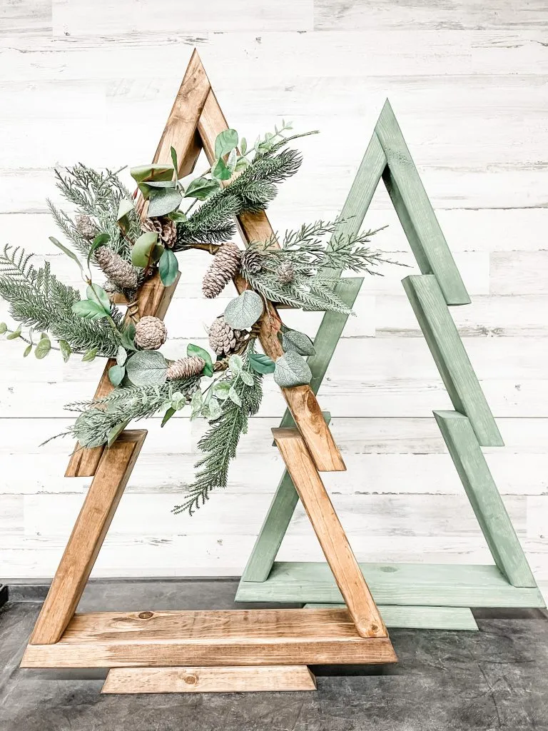 wooden christmas trees diy 26