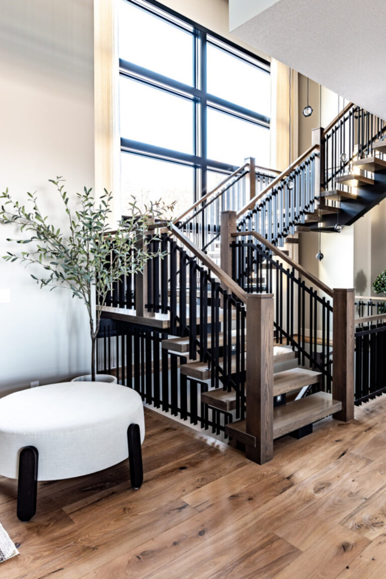 25 Charming Farmhouse Rustic Stair Railing Ideas to Enhance Your Home’s ...