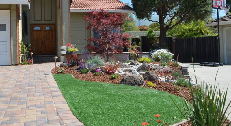 26 Stunning Rock Landscaping Ideas To Revamp Your Front Yard