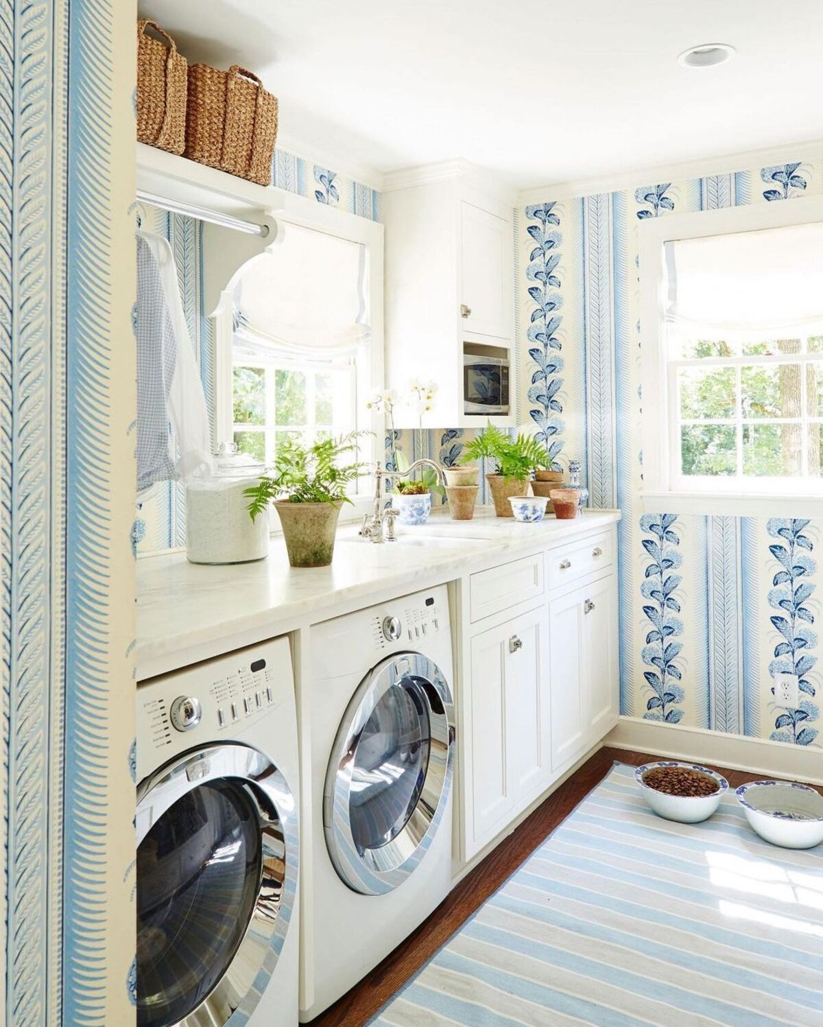 laundry room wallpaper 20