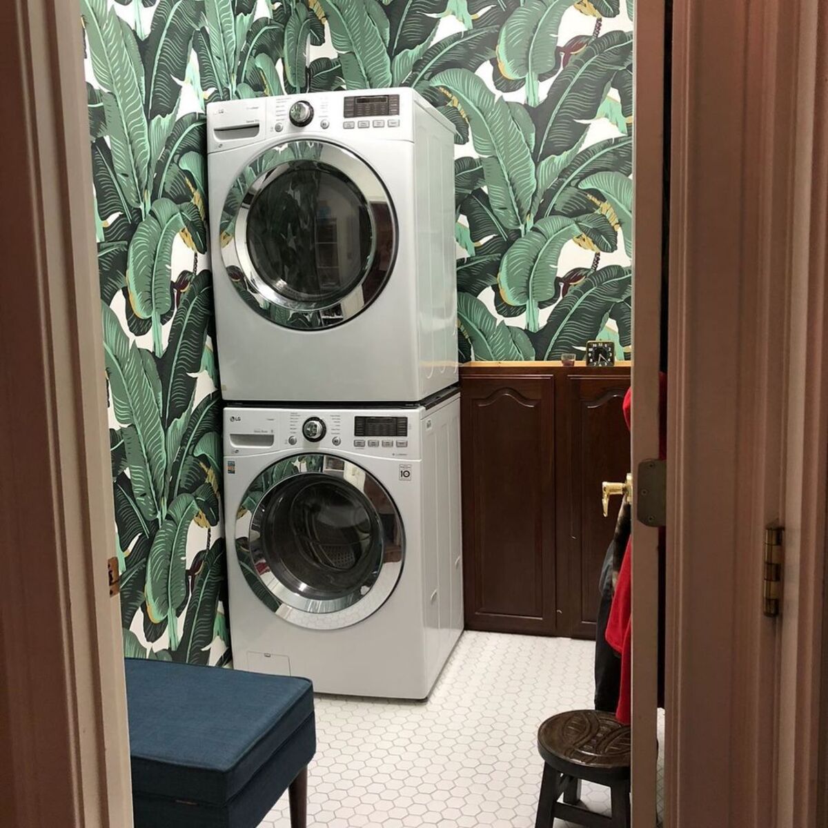 laundry room wallpaper 21