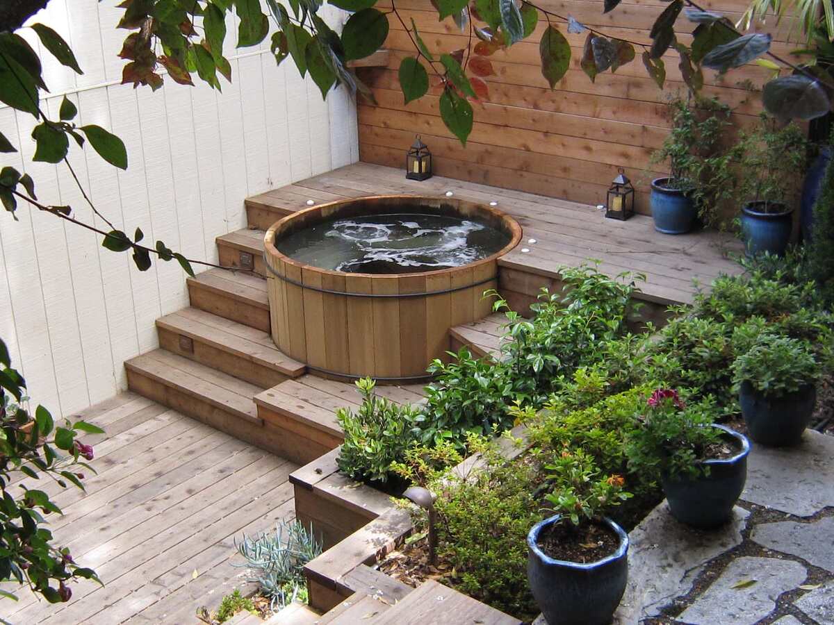 18 hot tub patio ideas 6