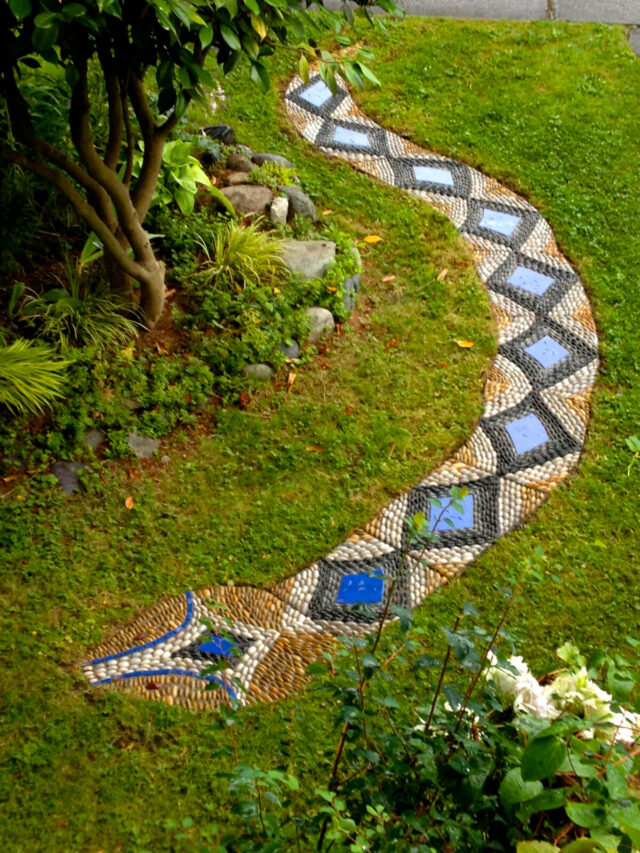 18 Creative Mosaic Walkway Ideas to Beautify Your Garden