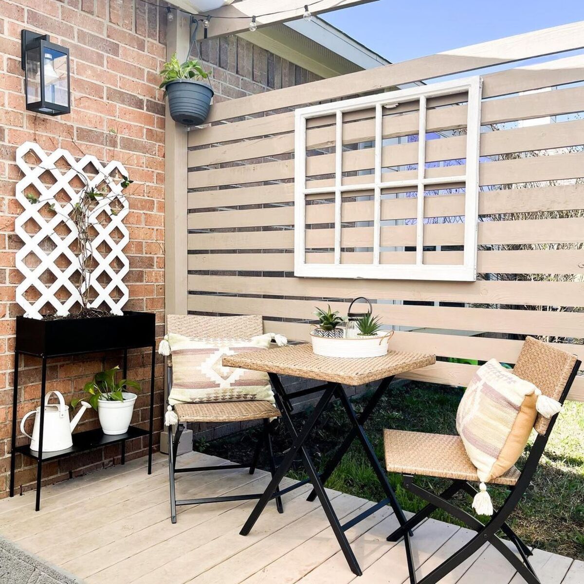 19 small apartment patio ideas 14