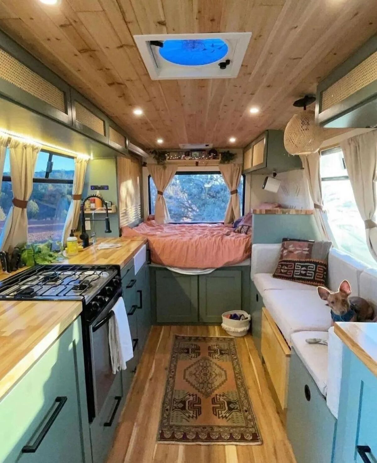 22 Amazing Camper Makeover Ideas To Revamp Your Travel Experience on Wheels