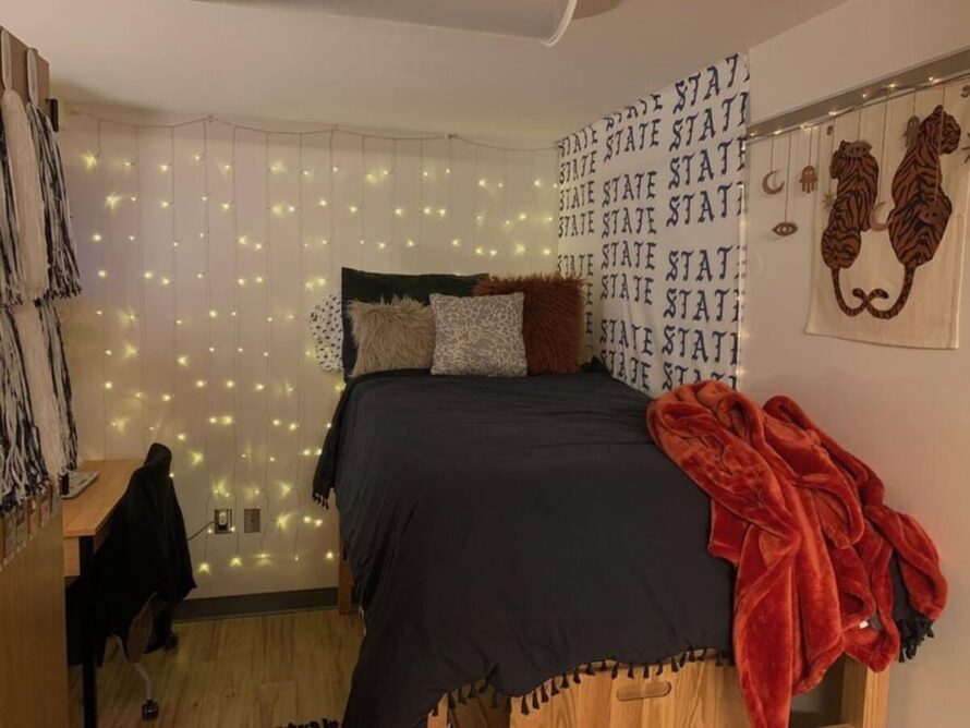 cozy college dorm 18