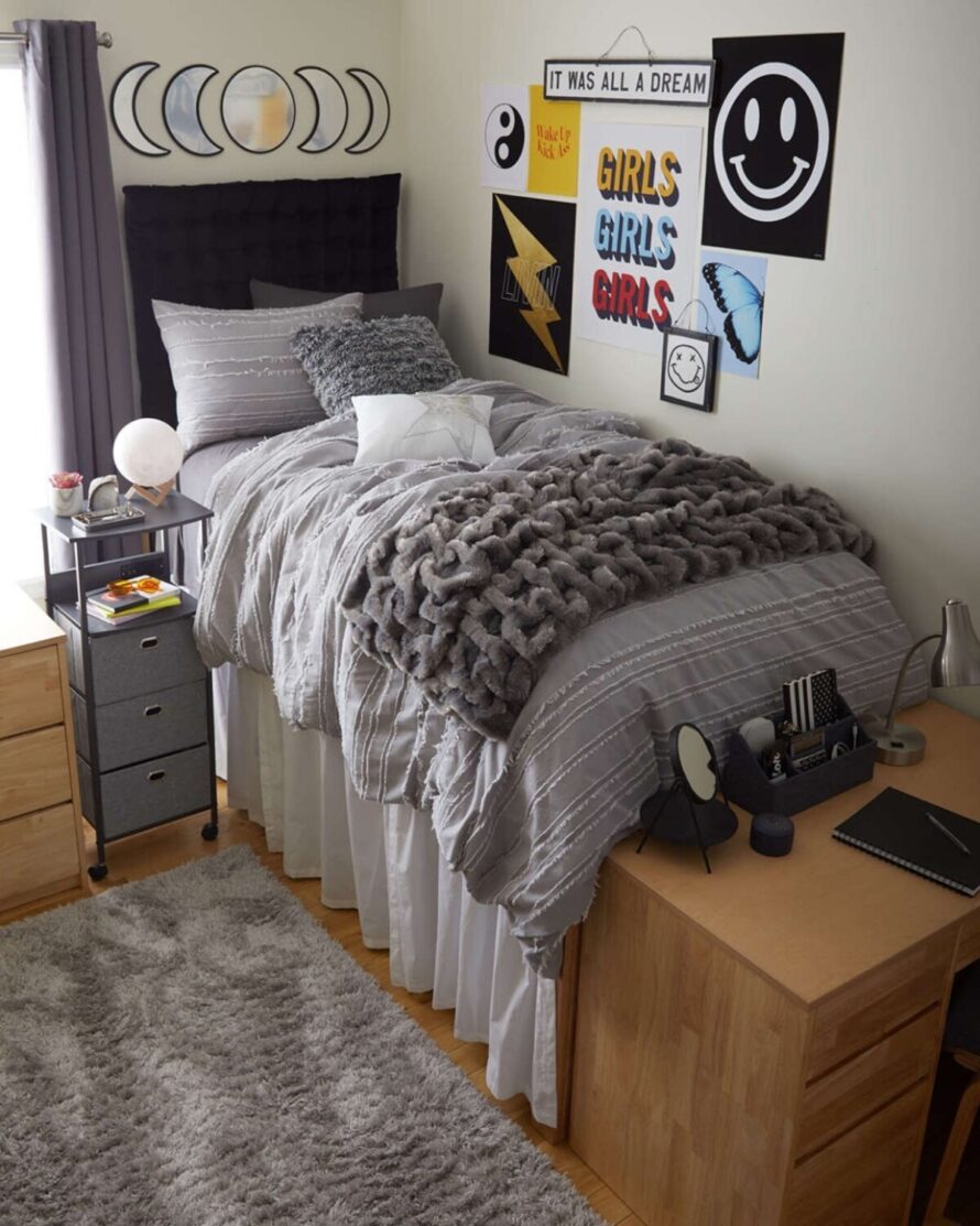 cozy college dorm 6