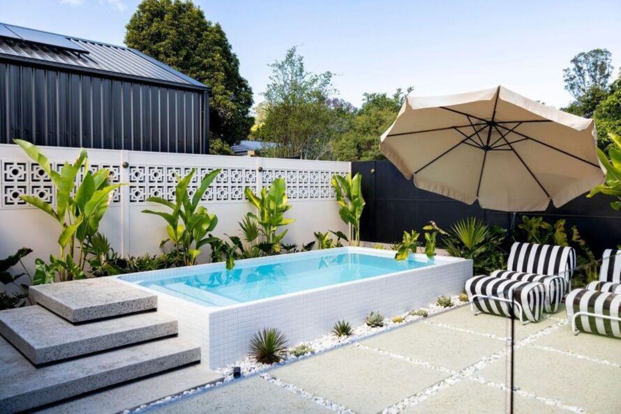 creative landscaping ideas for above ground pools 8