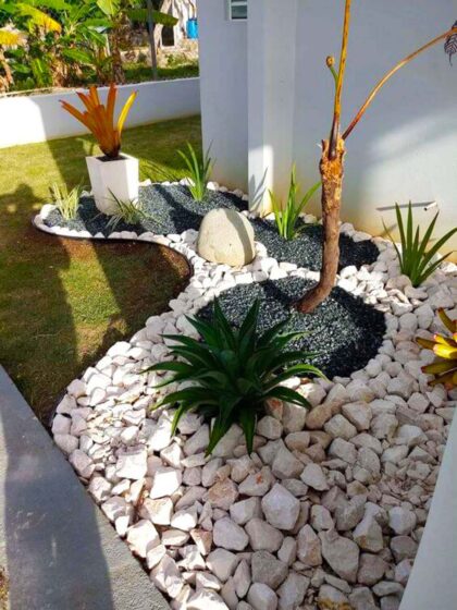 23 Brilliant Small Garden Designs to Elevate Your Oasis