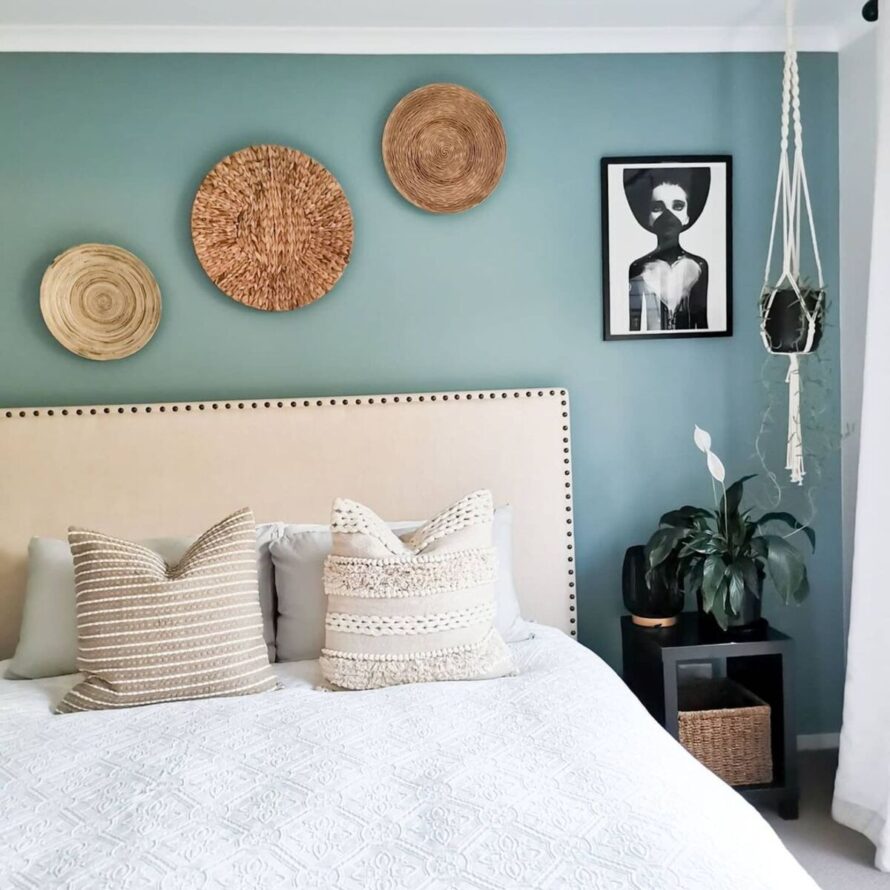 share unique diy projects for creating personalized decor in the bedroom. 6