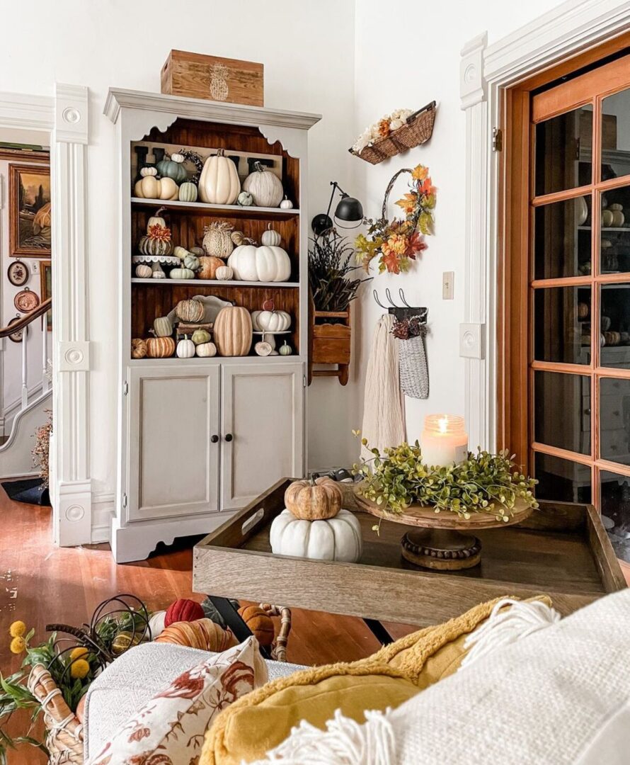 charming farmhouse fall decor ideas 1